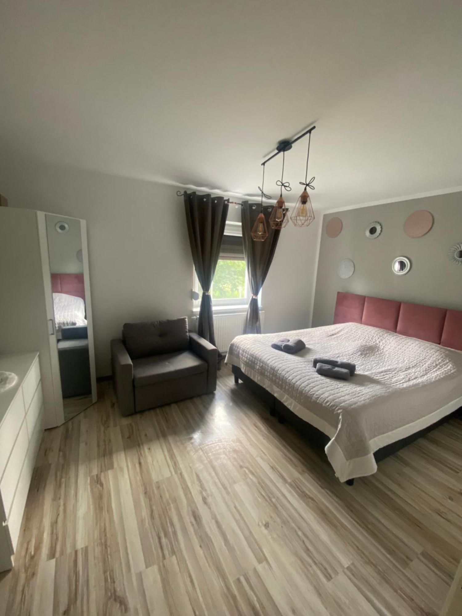 Apartamenty Ciukaj Paczkow Exterior photo